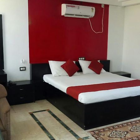 Sanjay Motels I Pvt Ltd Pura Raghunāth Buitenkant foto