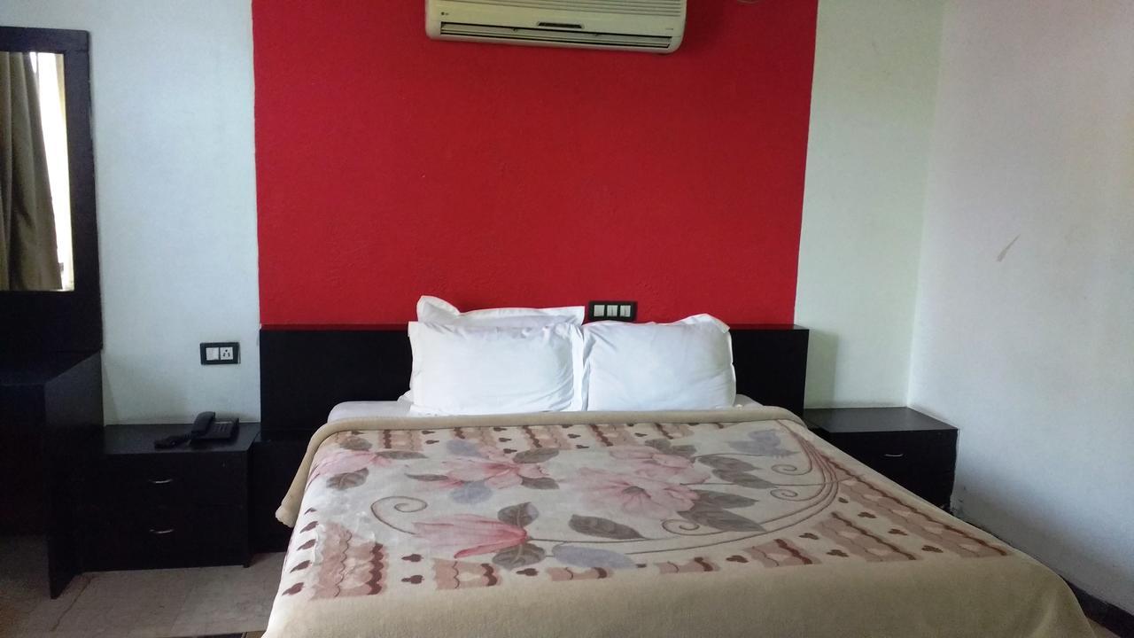 Sanjay Motels I Pvt Ltd Pura Raghunāth Buitenkant foto